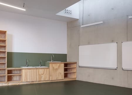 Claudine Hermann School 